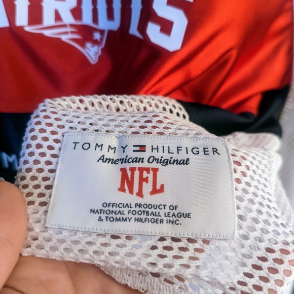 Women's | Tommy Hilfiger | NEP Mesh Top | Large - Picture 8 of 10